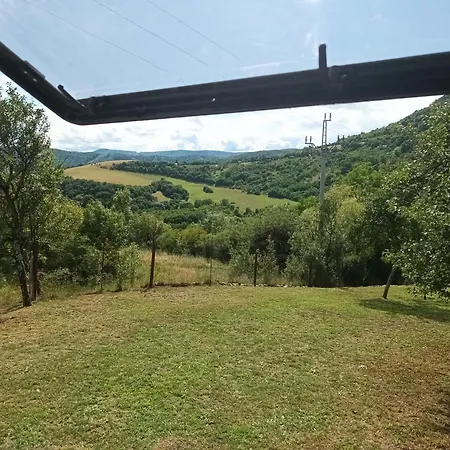 Chilly Willy Retro Caravan & Hot Tub * Jablonov nad Turnou