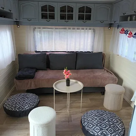 Chilly Willy Retro Caravan * Jablonov nad Turnou