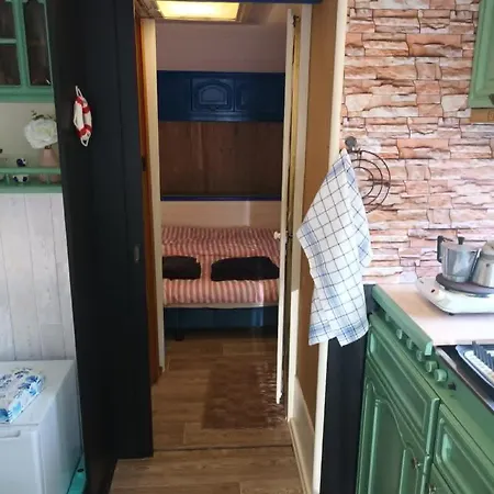 Chilly Willy Retro Caravan & Hot Tub Jablonov nad Turnou